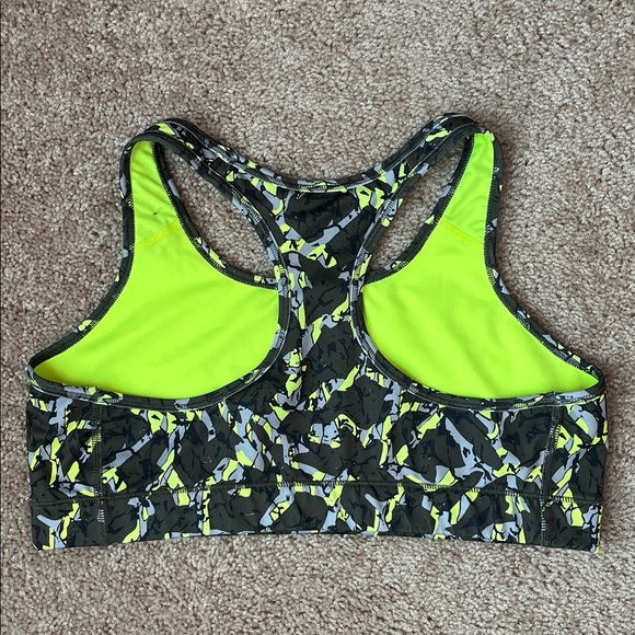 Nike Sports Bra - Picture 4 of 4